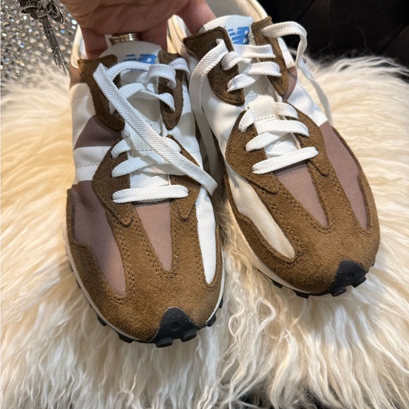 New Balance White and coffe Sneakers - Picture 2 of 7